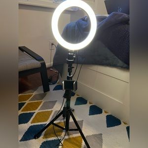 Ring light (cool, warm, neutral light)